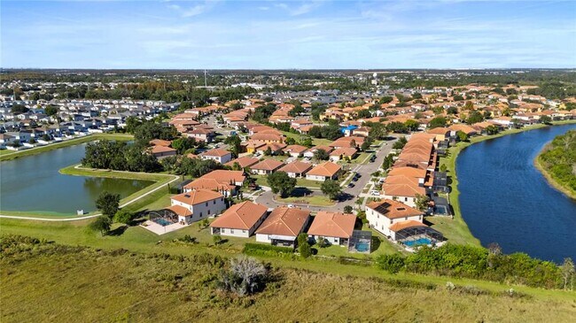 Building Photo - 2926 Siesta View Dr