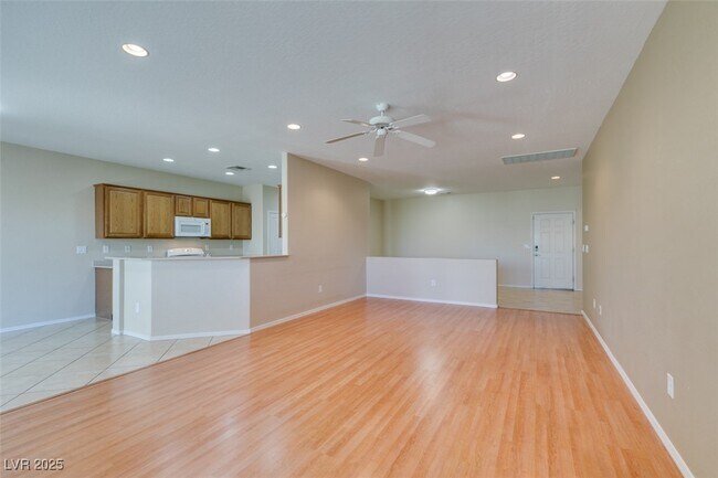 Building Photo - 2508 Penumbra Dr