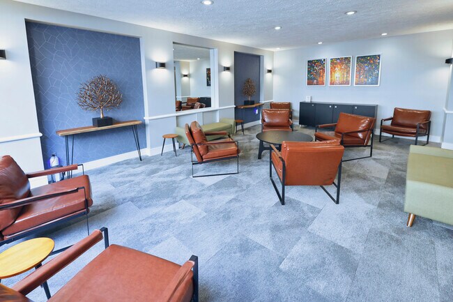 Building lobby - 1420 N St NW