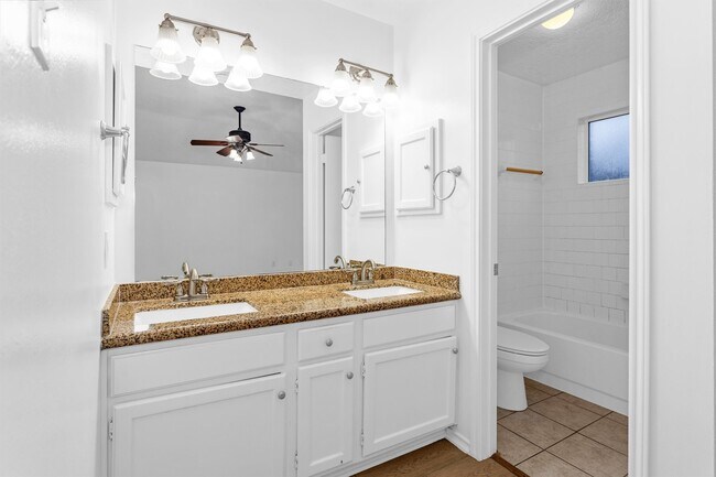 Building Photo - 1215 Three Forks Dr