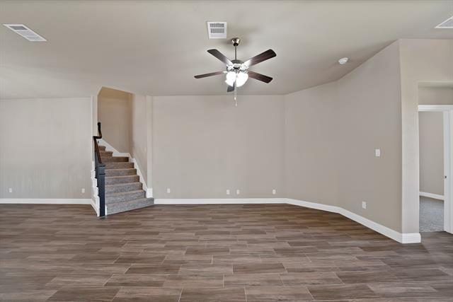 Building Photo - 2003 Oleander St