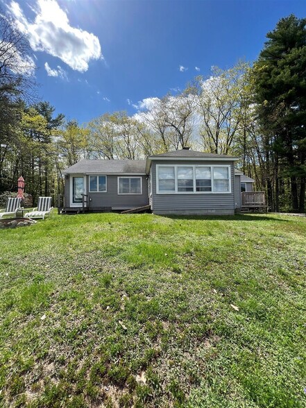 Building Photo - 42 Folly Rd