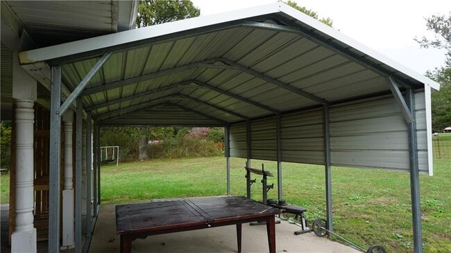 Building Photo - 107 N Elm Springs Rd