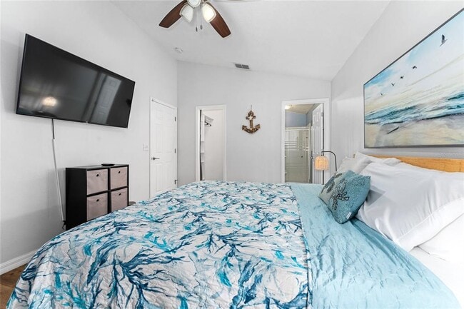 Building Photo - 8601 Cavendish Dr