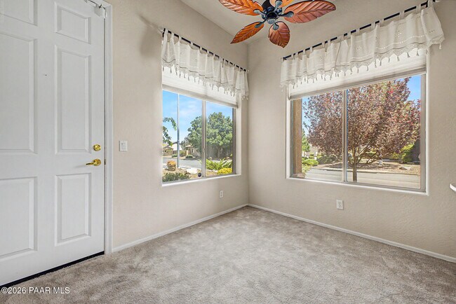 Building Photo - 6747 E Kilkenny Pl
