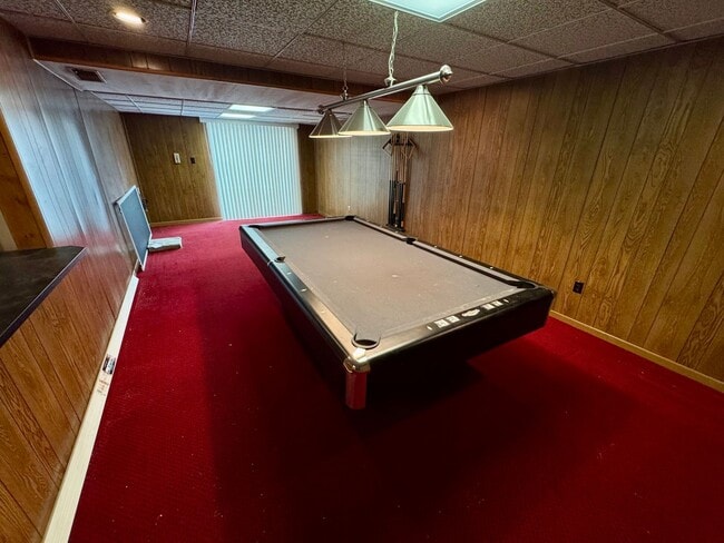 Building Photo - Charming 2 Bed 1.5 Bath in Gibsonia!