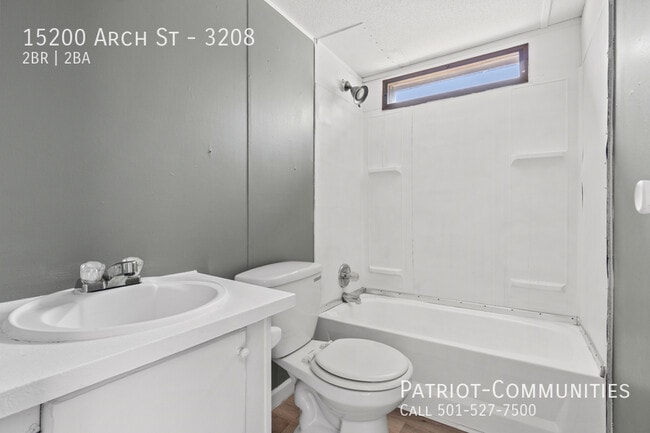 Building Photo - 15200 Arch St