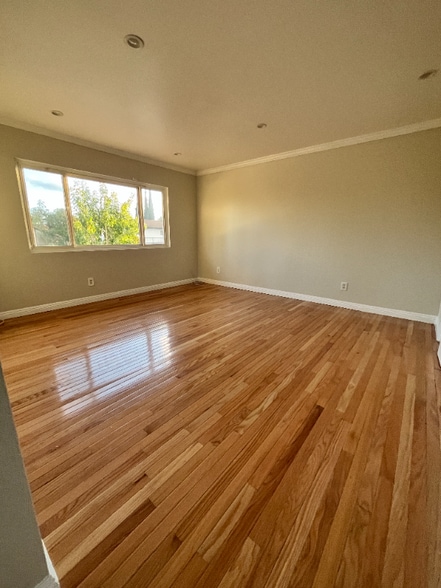 Building Photo - 19926 Cantara St