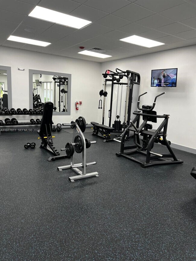 Building Photo - 17021 N Bay Rd