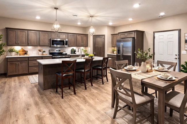 Building Photo - 3104 Bassett Dr