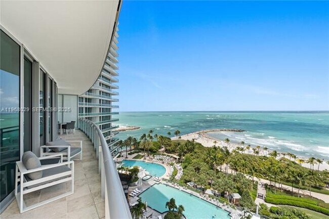 Building Photo - 10295 Collins Ave
