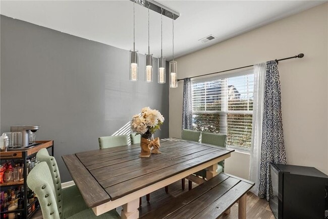 Building Photo - 62 Timberland Trace Way