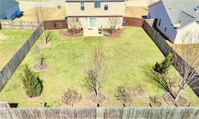 Building Photo - 2112 Yellowbrick Rd