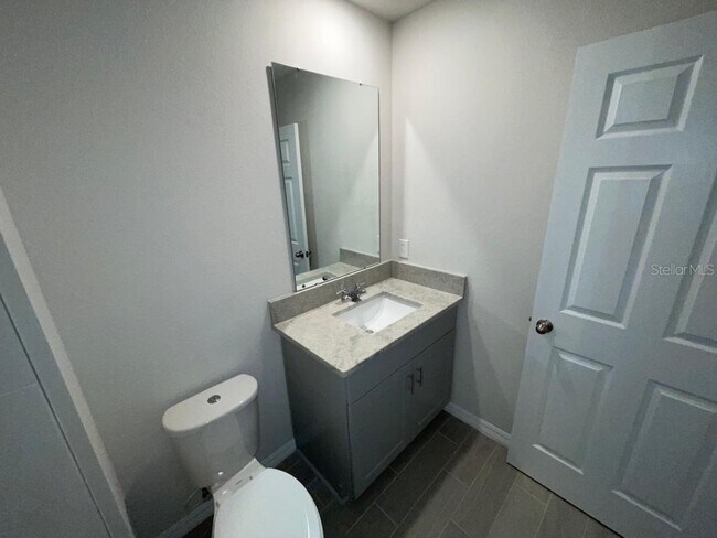 Building Photo - 418 Legacy Lp