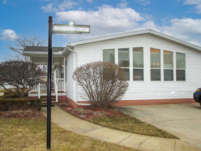 Building Photo - 255 Rockford Cir