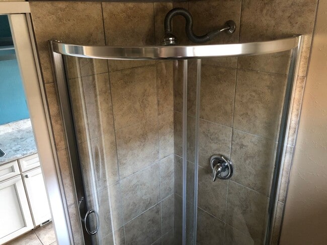 Building Photo - Newer tiny home in Harrisburg, OR!