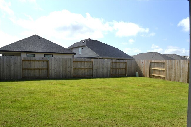 Building Photo - 13223 Hayden Peak Dr