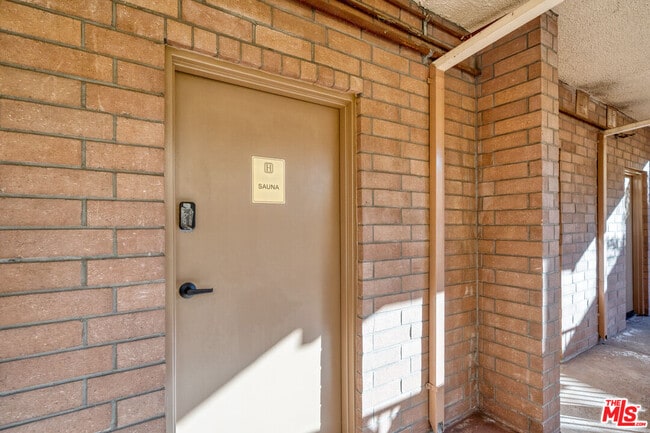 Building Photo - 235 S Tower Dr