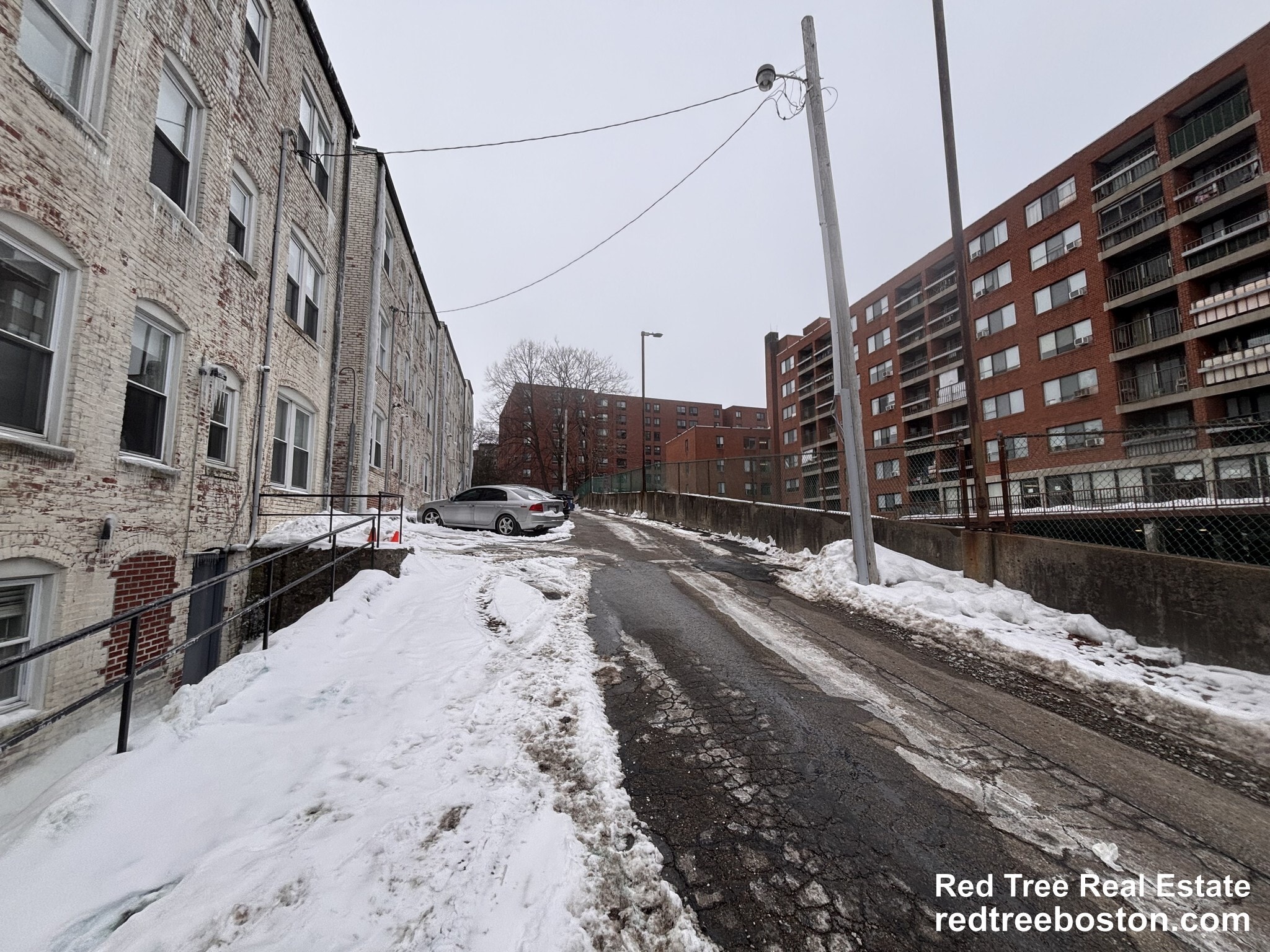 Building Photo - 7 Mount Hood Rd