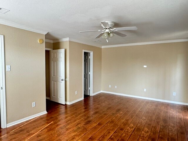 Building Photo - 3817 Shire Valley Dr