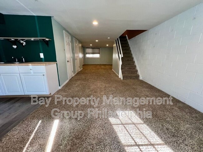 Building Photo - 1313 Delmont Ave