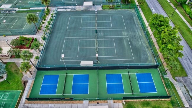 Building Photo - 10143 Mangrove Dr