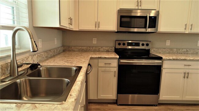 Building Photo - 3859 White Ibis Rd