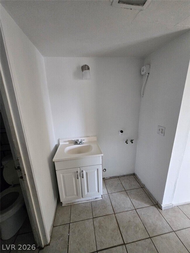 Building Photo - 1324 N 22nd St