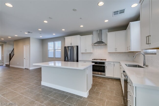 Building Photo - 11803 River Hawk Ave