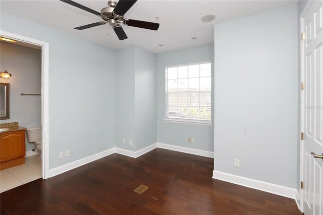 Building Photo - 2611 Espana Ct