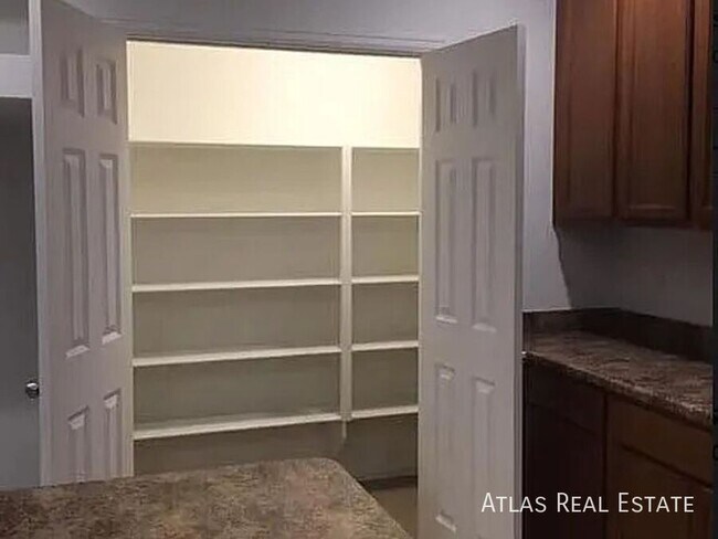 Building Photo - 18252 E 52nd Ave