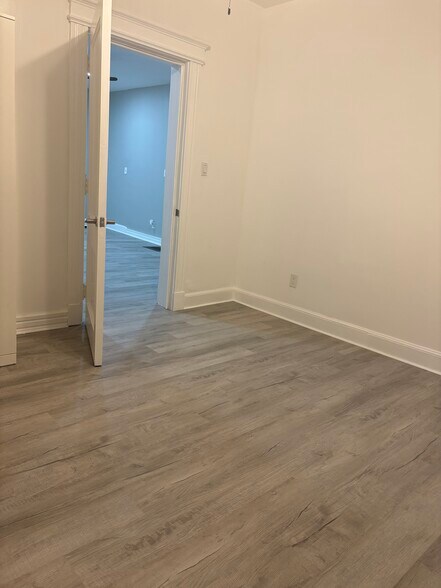 Building Photo - 950 Townsend Ave