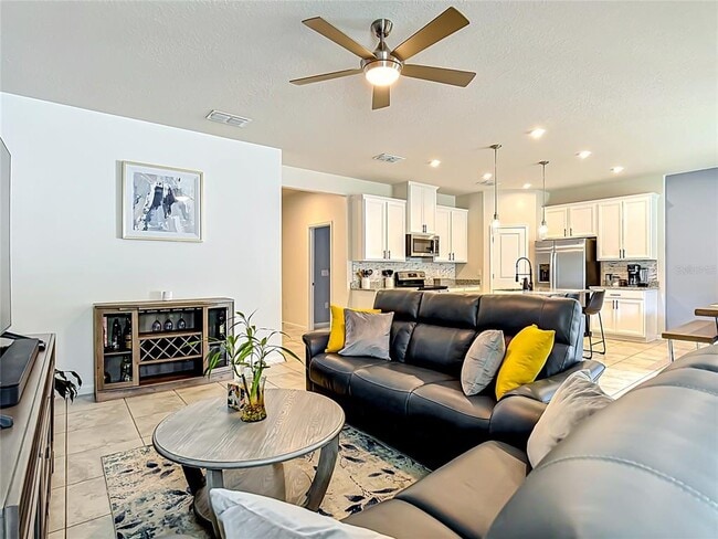 Building Photo - 2940 Slough Creek Dr