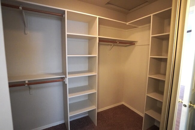 Building Photo - 4764 N Eugene St