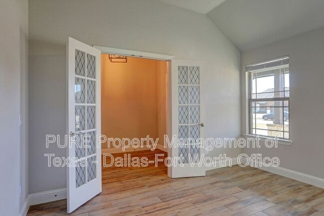 Building Photo - 807 Mary Lee Ln