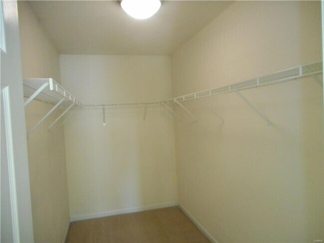 Building Photo - 219 Hawksbury Pl