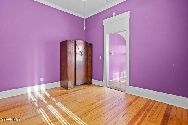 Building Photo - 3225 Fort Blvd