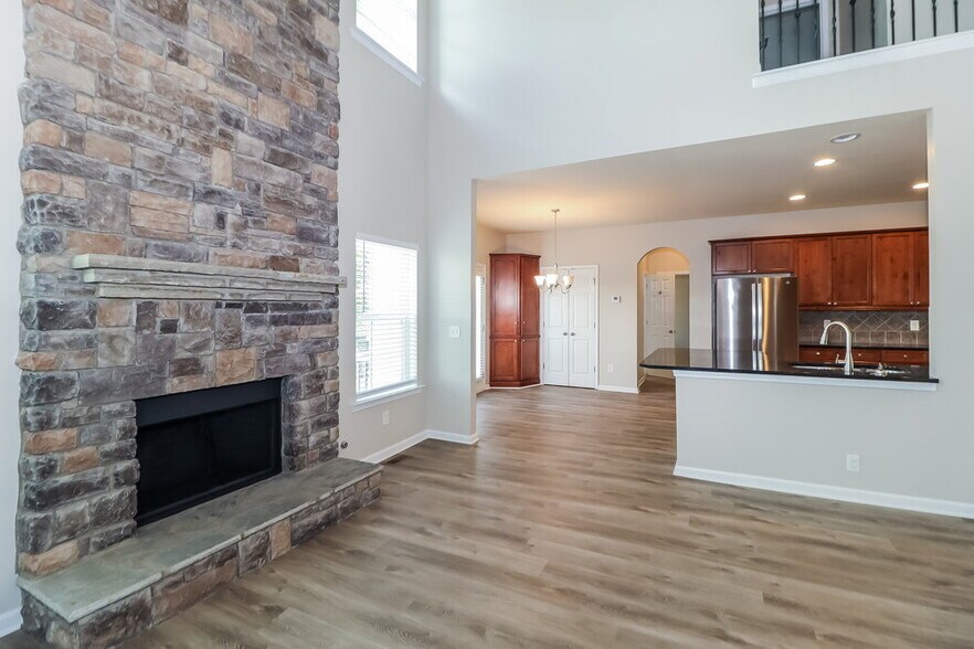 Building Photo - 265 Lilyfield Ln