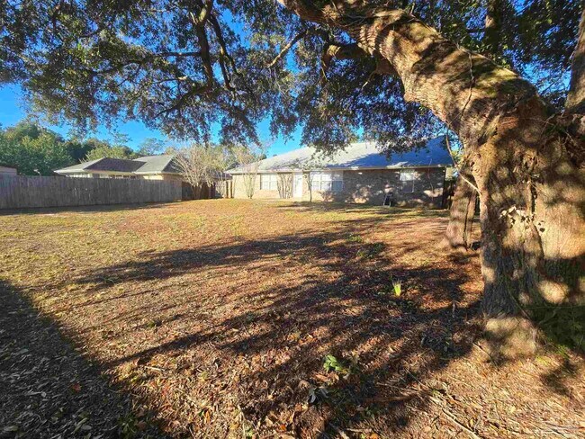 Building Photo - 4873 La Casa Cir