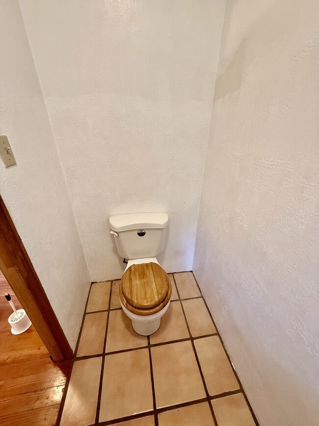 Building Photo - 17723 Lazy Dog Rd