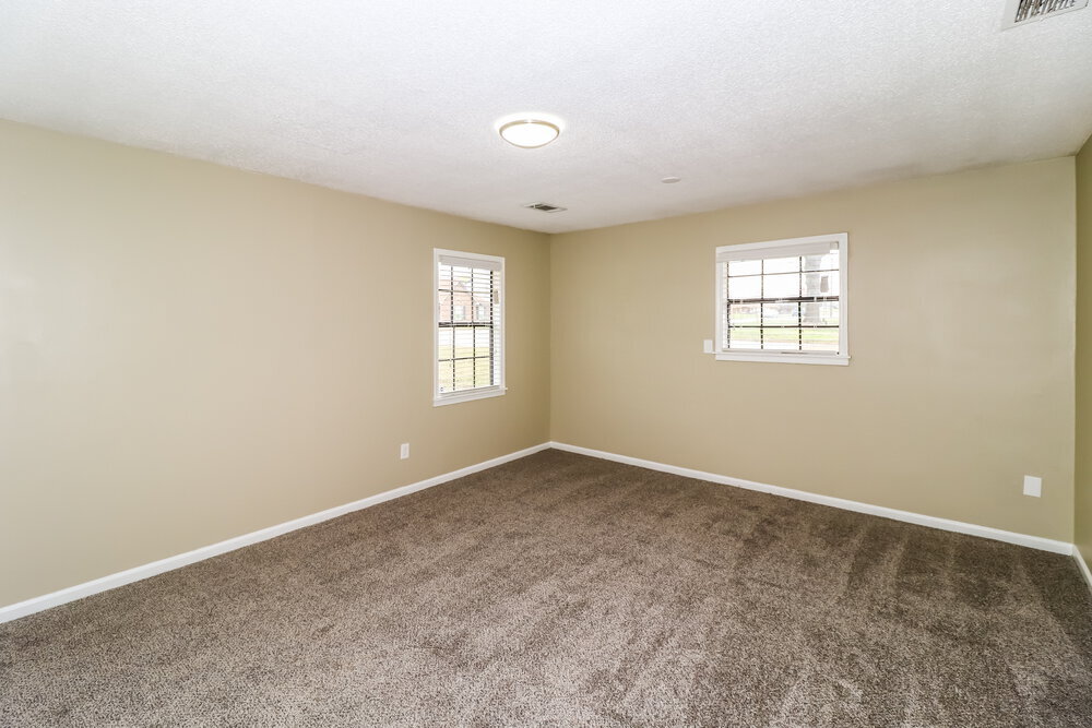 Building Photo - 4784 Ross Rd