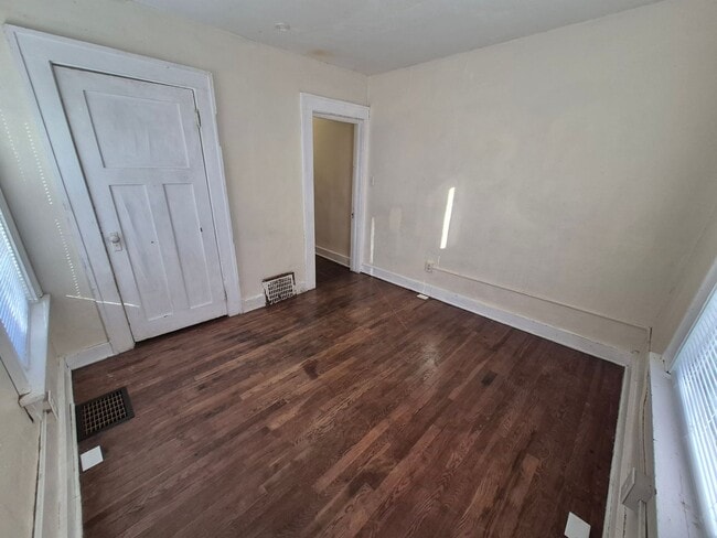 Building Photo - Affordable 2 bedroom rental home!