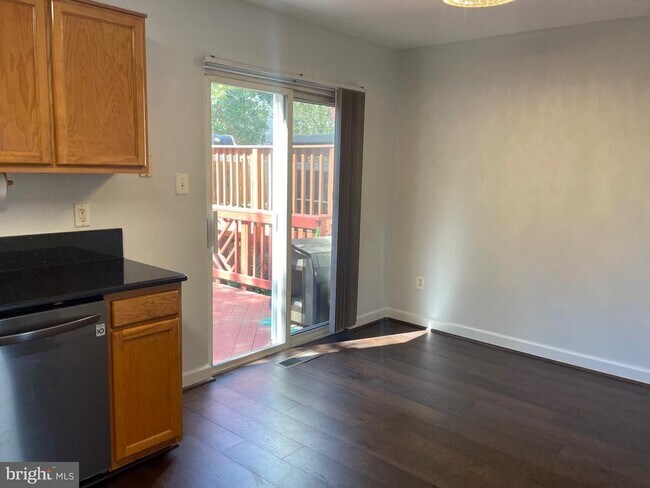 Building Photo - 3996 Royal Lytham Dr