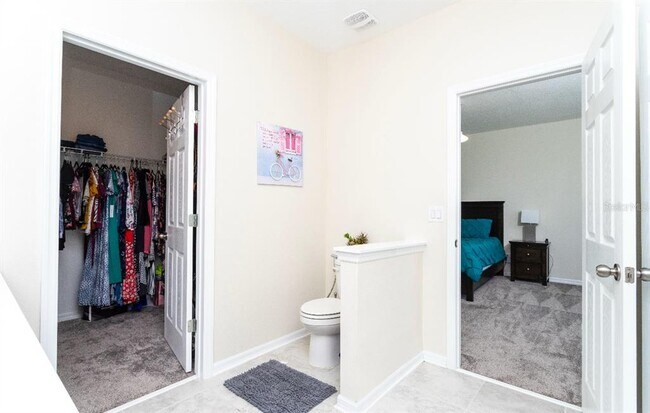 Building Photo - 1784 Chatsworth Cir