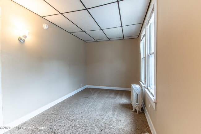 Building Photo - 1027 Woodlawn St