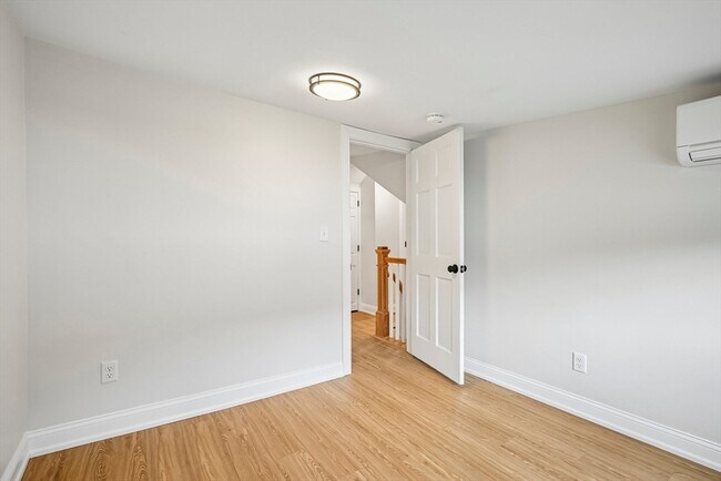 Building Photo - 463 Fulton St