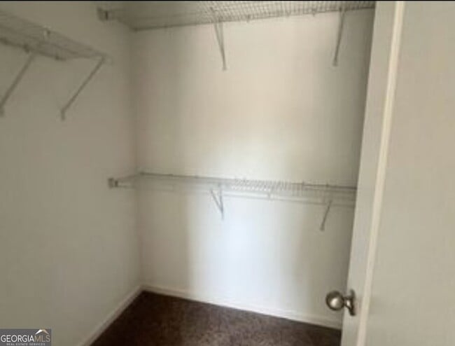 Building Photo - 135 Sams Dr