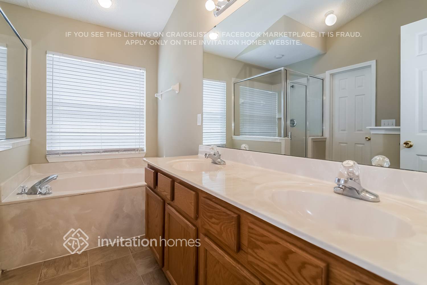 Building Photo - 13742 Fish Eagle Dr W