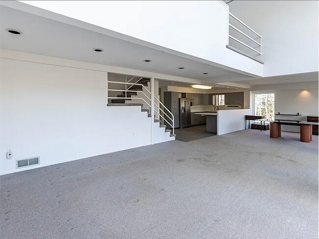 Building Photo - 7520 Spectrum Way