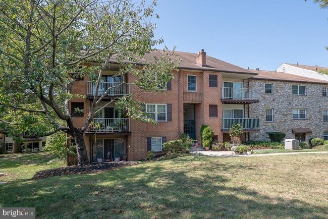 Building Photo - 103 Drummers Ln